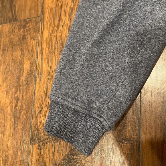 Lululemon On The Fly Jogger grey Joggers size 4 In EUC - Picture 3 of 9